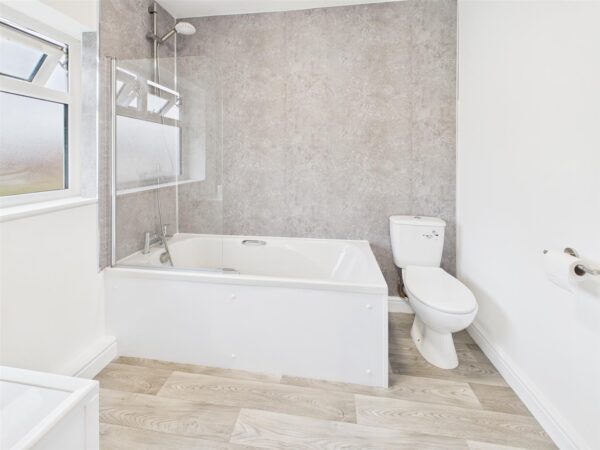 Willow Road, Loughborough, LE11 2JX