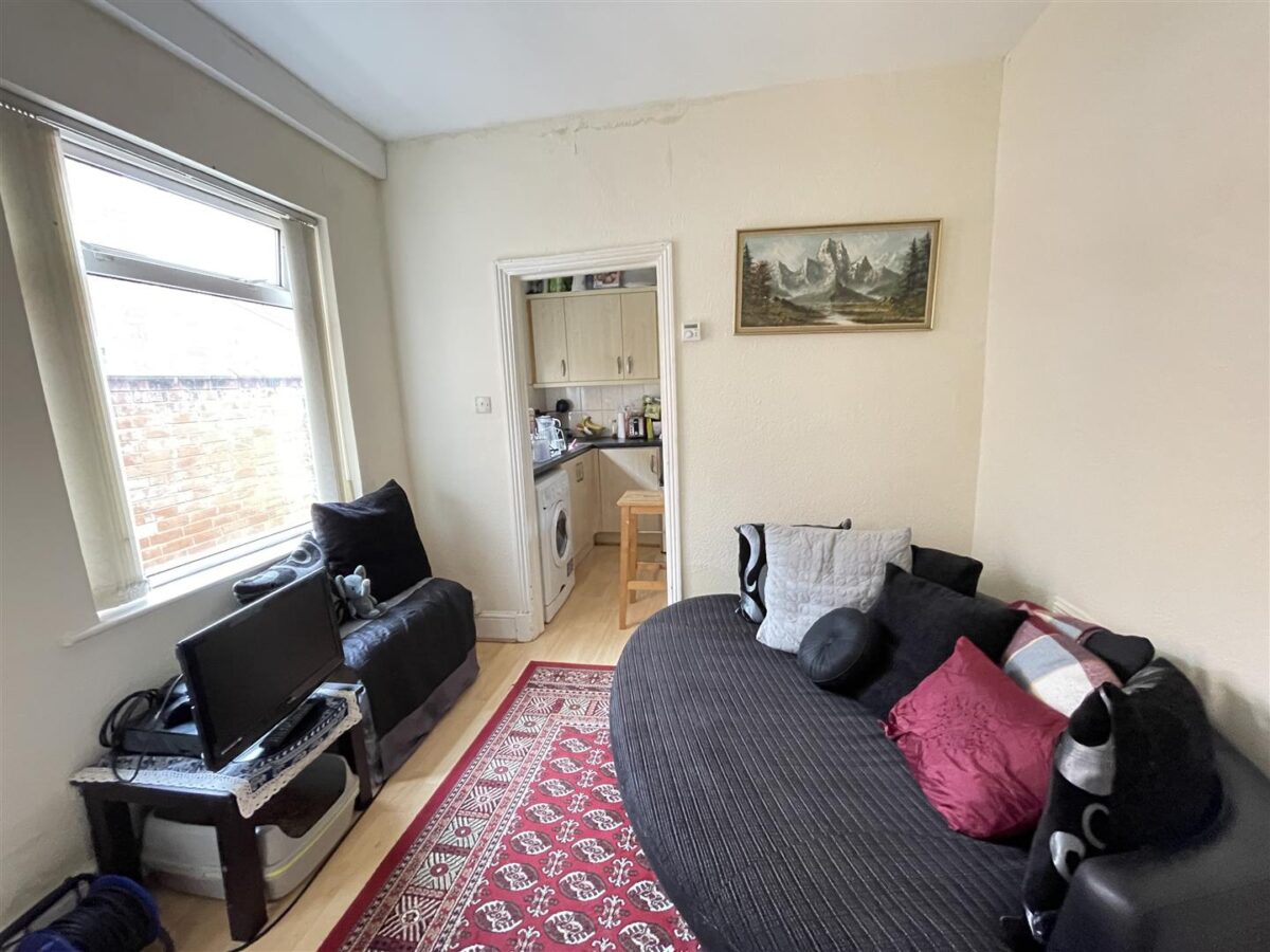 Storer Road, Loughborough, LE11 5EH