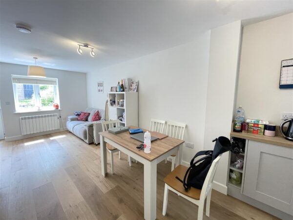 The Terrace, Copt Oak Road, Markfield, LE67 9PJ