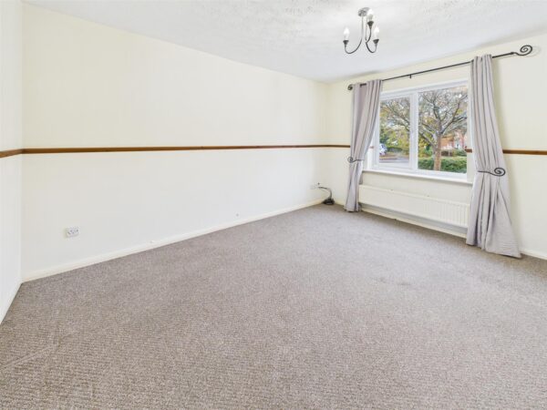 Laurel Road, Loughborough, LE11 2NL