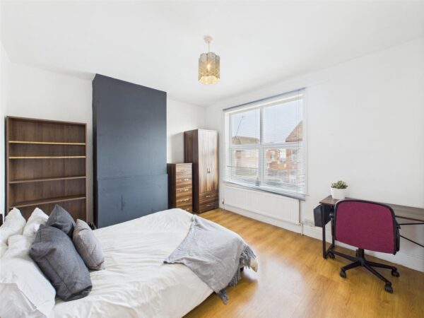 Bampton Street, Loughborough, LE11 2DR