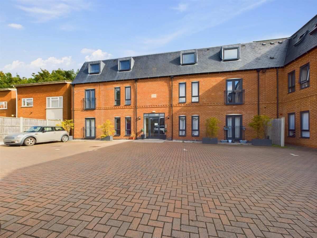 William Street, Loughborough, LE11 3BZ