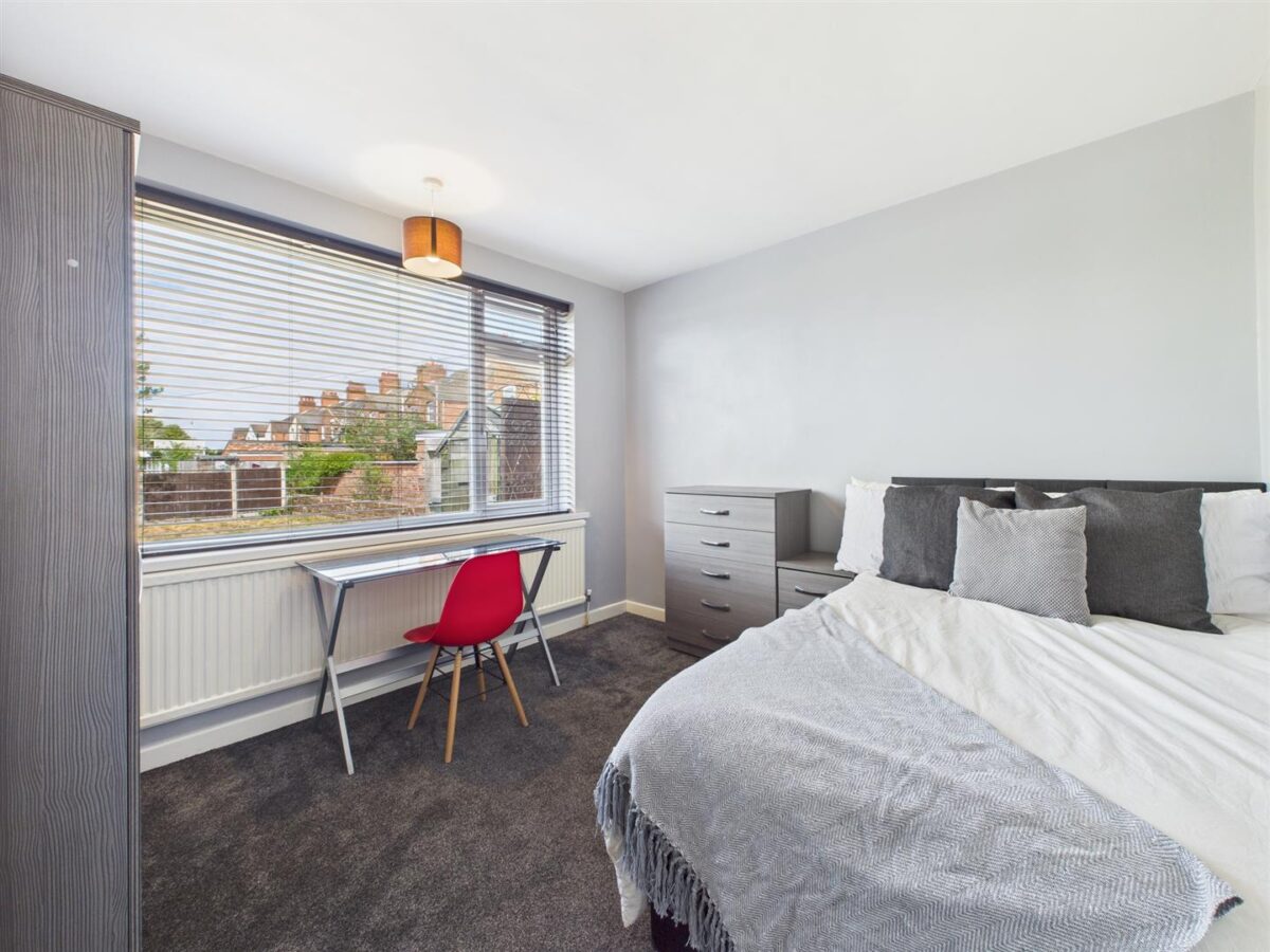 Derby Road, Loughborough - INC BILLS OPTION