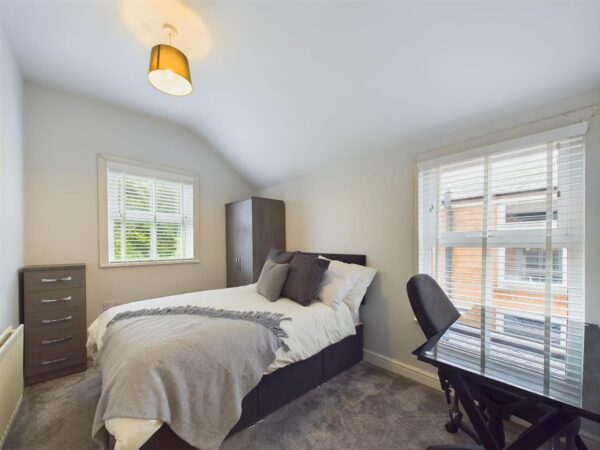 Burleigh Road, Loughborough - INC BILLS OPTION