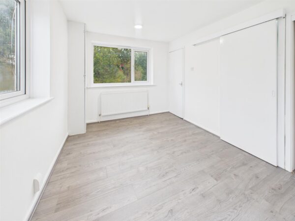 Roundhill Way, Loughborough, LE11 4WB