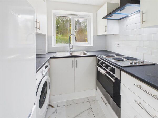 Roundhill Way, Loughborough, LE11 4WB