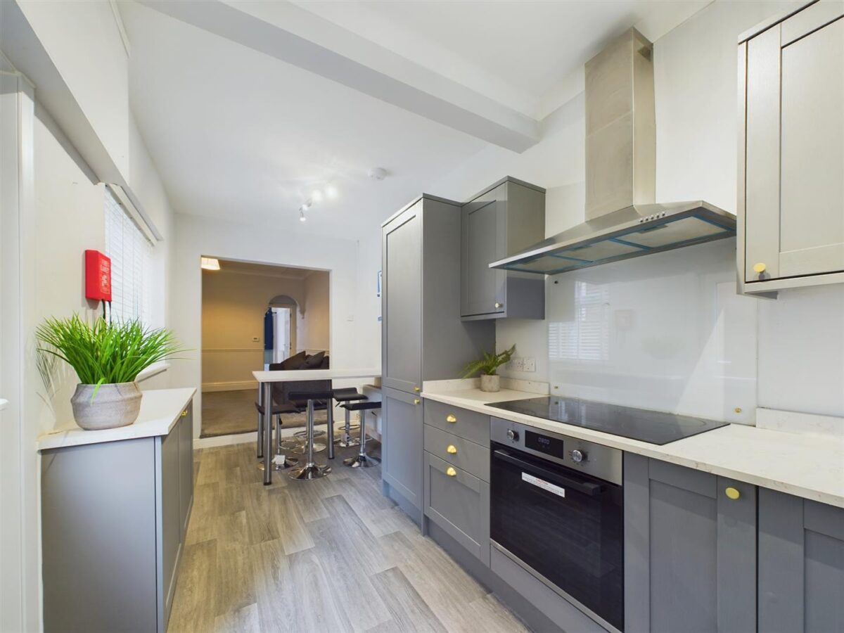 Burleigh Road, Loughborough - INC BILLS OPTION