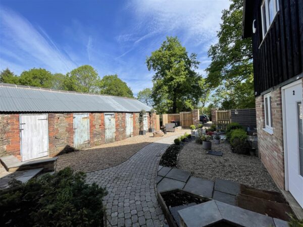 The Terrace, Copt Oak Road, Markfield, LE67 9PJ