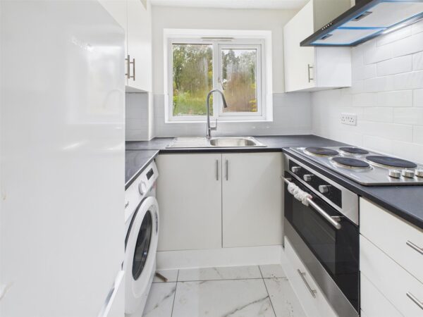 Roundhill Way, Loughborough, LE11 4WB