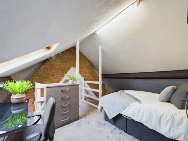 Burleigh Road, Loughborough - INC BILLS OPTION