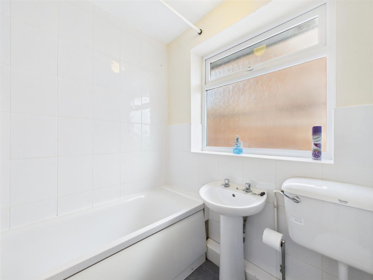 Derby Road, Loughborough - INC BILLS OPTION