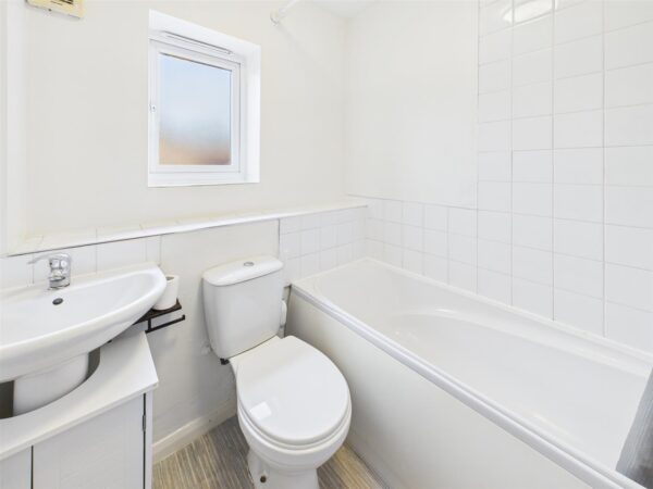 Laurel Road, Loughborough, LE11 2NL