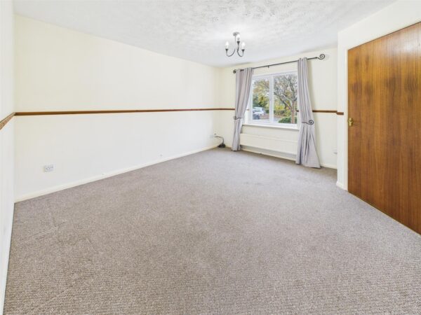 Laurel Road, Loughborough, LE11 2NL