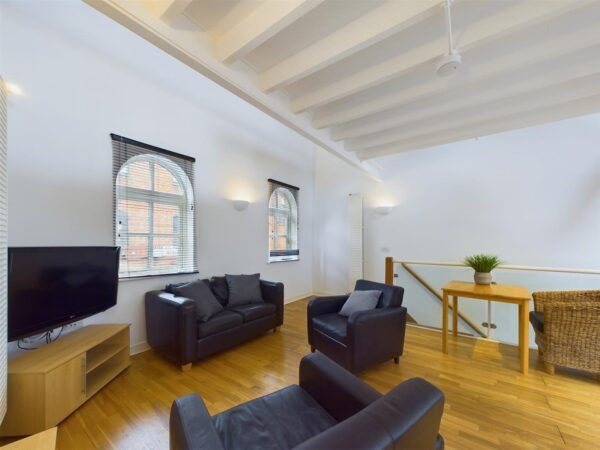 Adcocks Close, Loughborough - INC BILLS OPTION