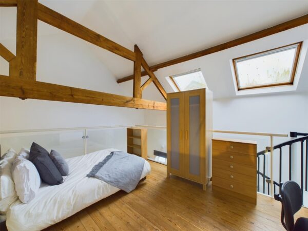 Adcocks Close, Loughborough - INC BILLS OPTION