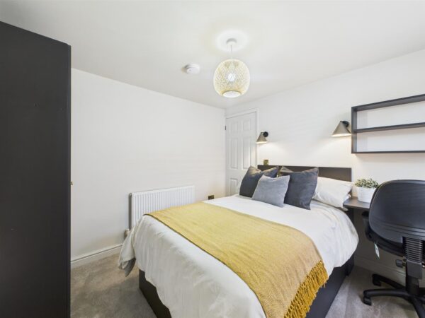 Derby Road, Loughborough - INC BILLS OPTION