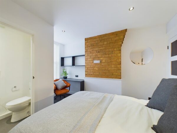 Station Street, Loughborough - INC BILLS OPTION