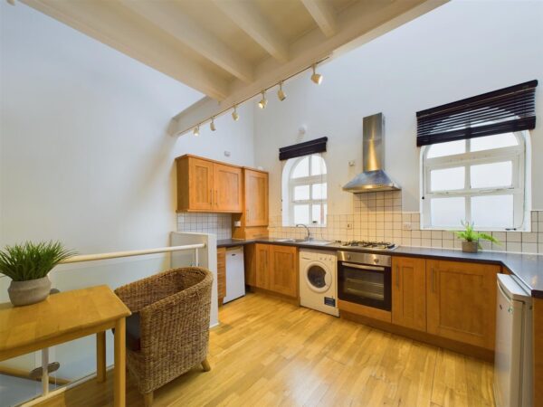 Adcocks Close, Loughborough - INC BILLS OPTION