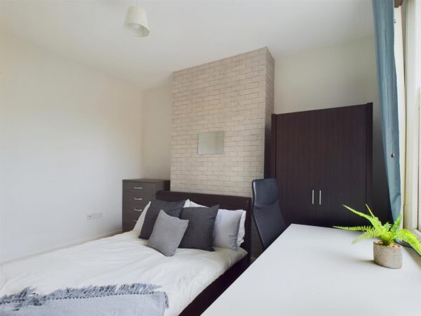 Ashby Road, Loughborough - INC BILLS