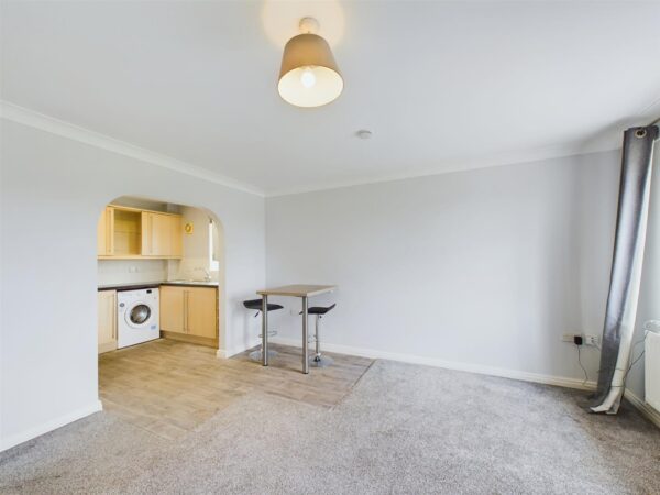 Cherry Croft, Kingfisher Way - INC BILLS OPTION