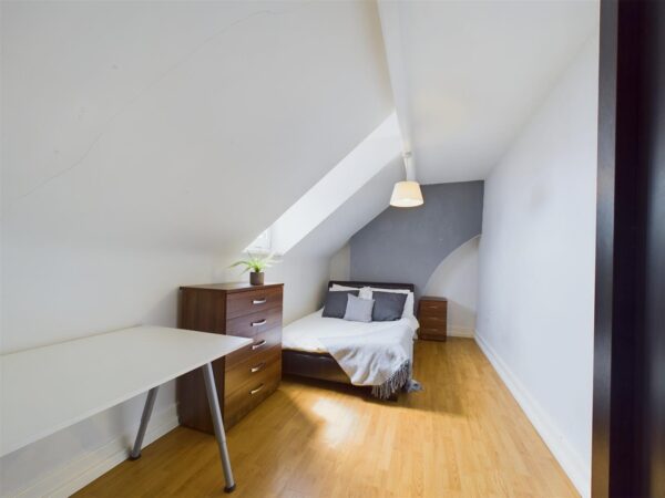 Ashby Road, Loughborough - INC BILLS