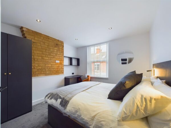 Station Street, Loughborough - INC BILLS OPTION