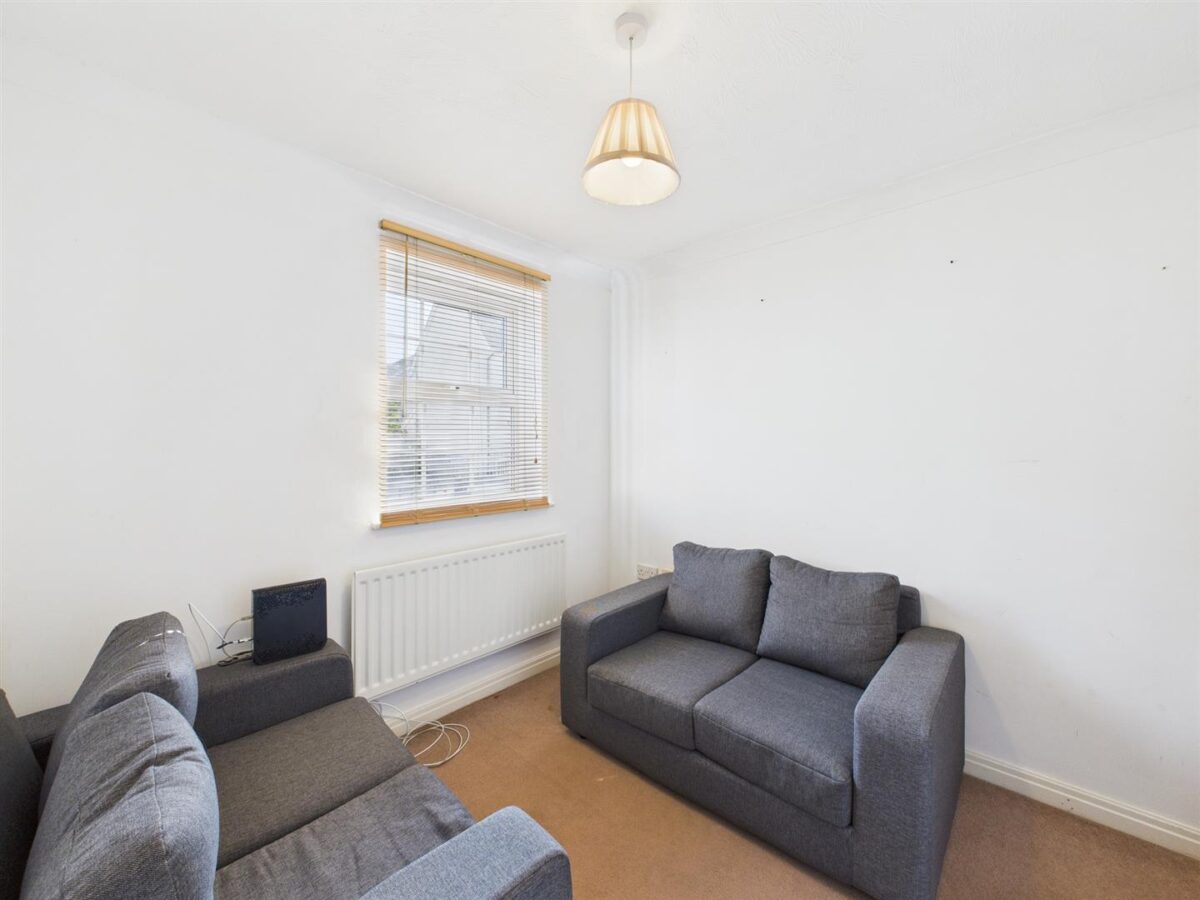 Moorhen Way, Loughborough - INC BILLS OPTION