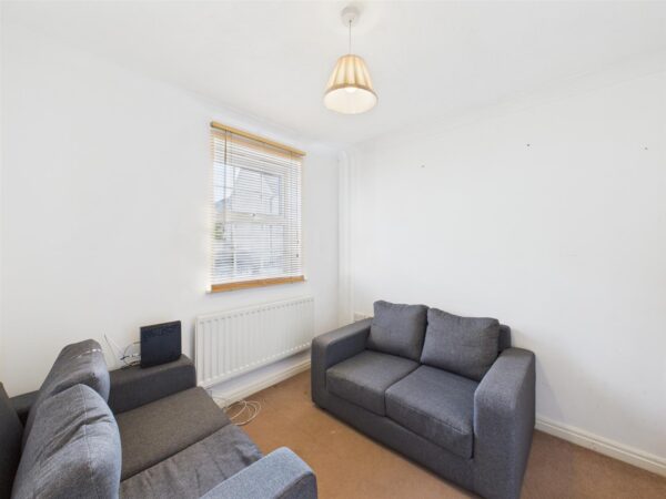 Moorhen Way, Loughborough - INC BILLS OPTION