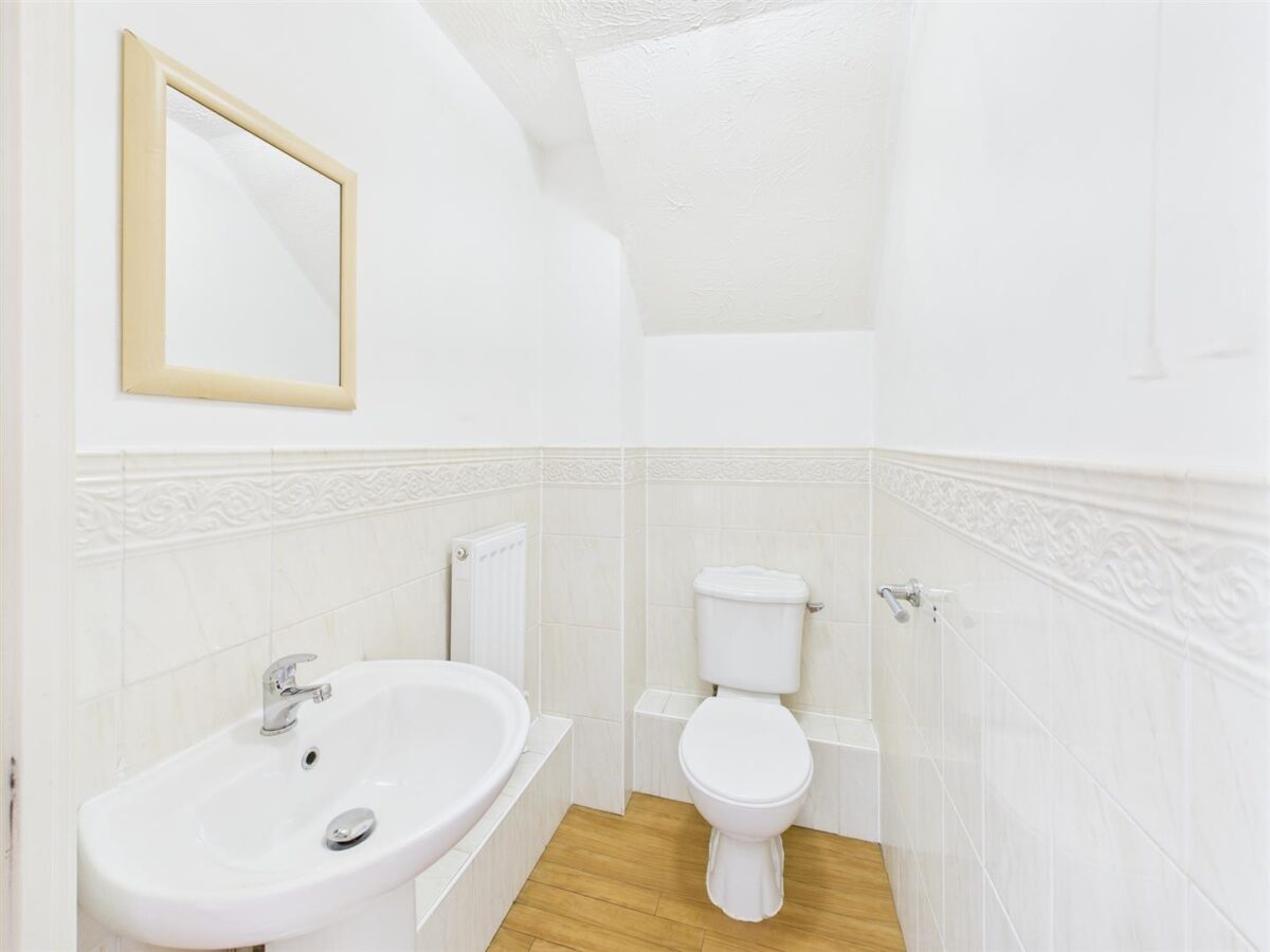 Moorhen Way, Loughborough - INC BILLS OPTION