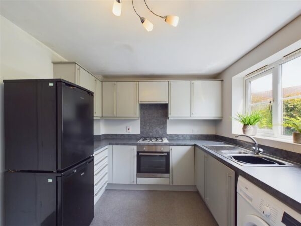 Goods Yard Close, Loughborough - INC BILLS OPTION