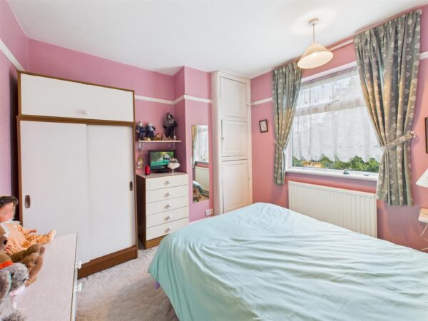 Middle Avenue, Loughborough, LE11 5HZ