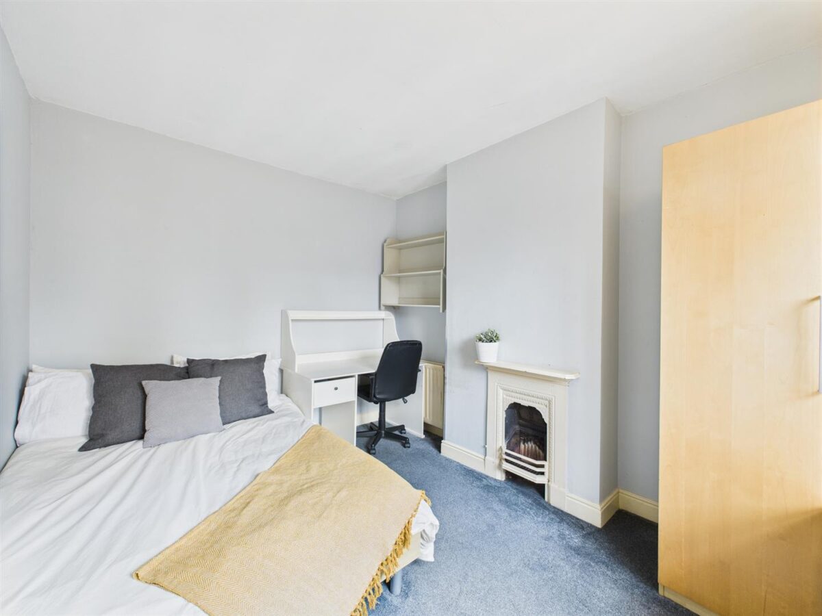 Rosebery Street, Loughborough - INC BILLS OPTION