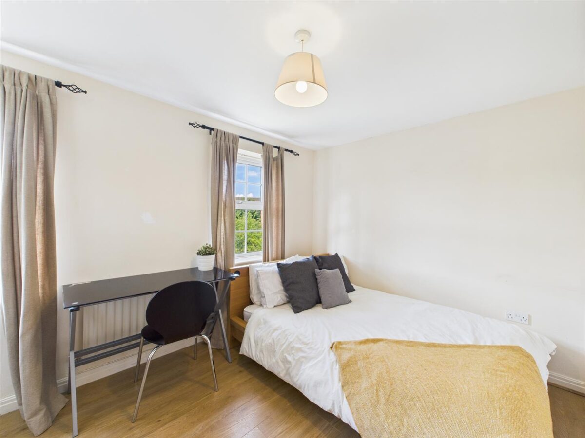 Wren Close, Loughborough - INC BILLS OPTION