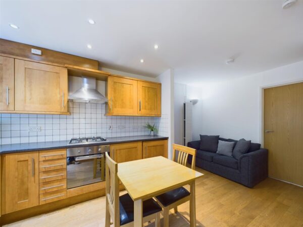 Adcocks Close, Loughborough - INC BILLS OPTION