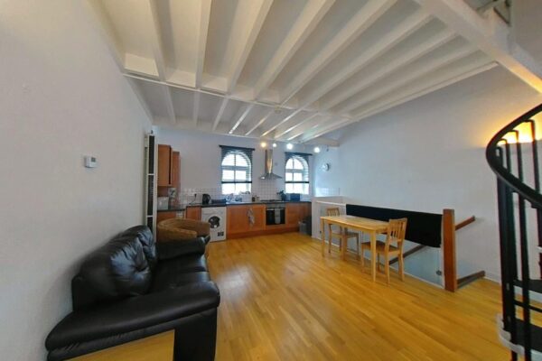 Adcocks Close, Loughborough - INC BILLS OPTIONS