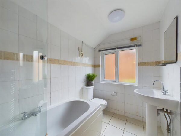 Leopold Street, Loughborough - INC BILLS OPTION