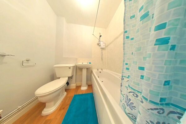 Carlton Close, Loughborough - INC BILLS OPTIONS