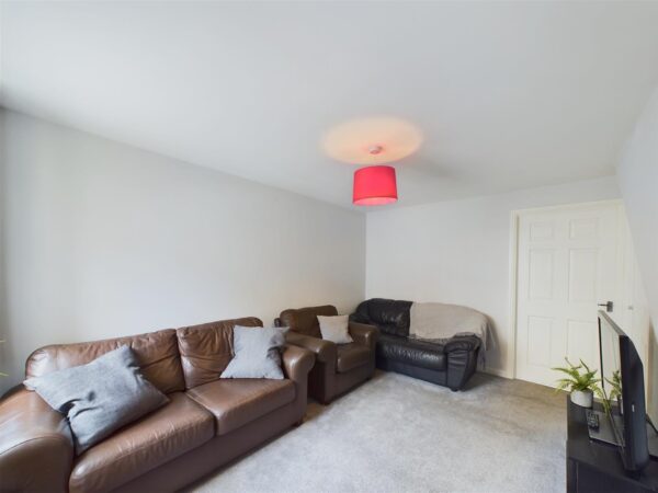 Goods Yard Close, Loughborough - INC BILLS OPTION