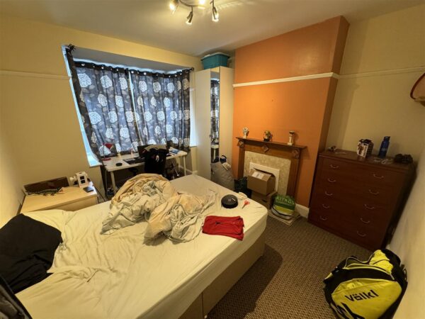 Park Road, Loughborough, LE11 - INCL BILLS OPTION