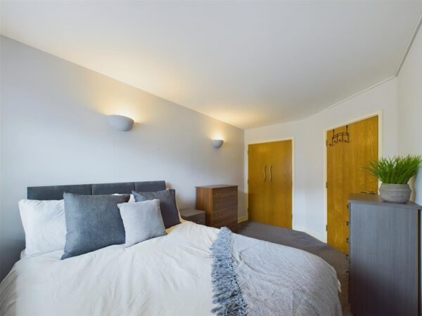 Adcocks Close, Loughborough - INC BILLS OPTION