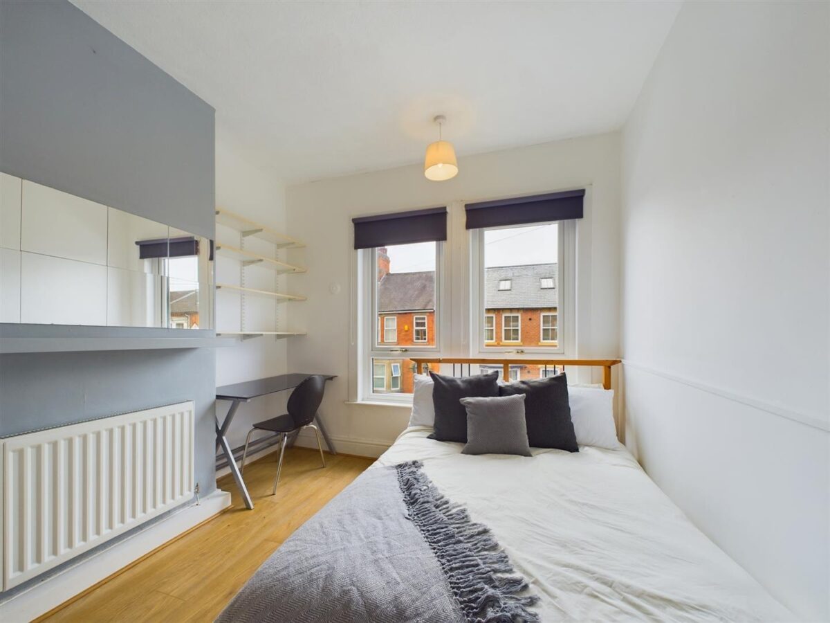 Burleigh Road, Loughborough - INCL BILLS OPTIONS