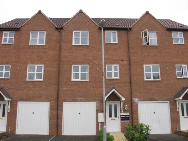 Stonebow Close, Loughborough, LE11 5EU