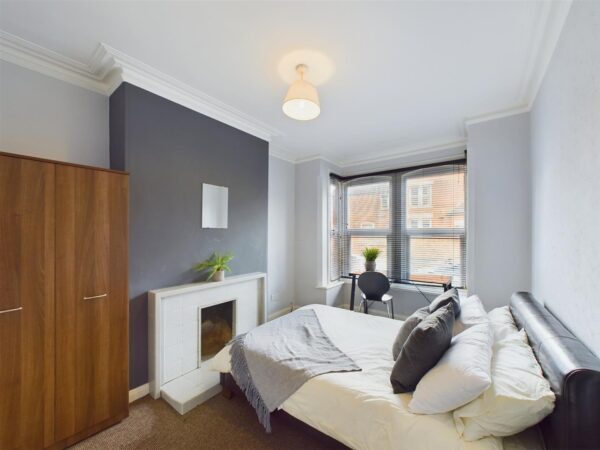 William Street, Loughborough - BILLS INC OPTION