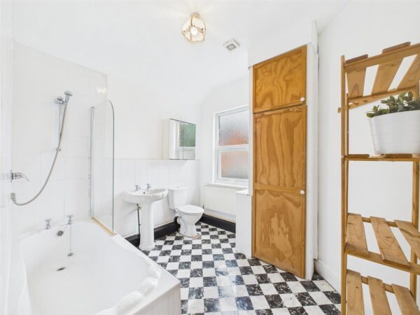 Frederick Street, Loughborough - INCL BILLS OPTION