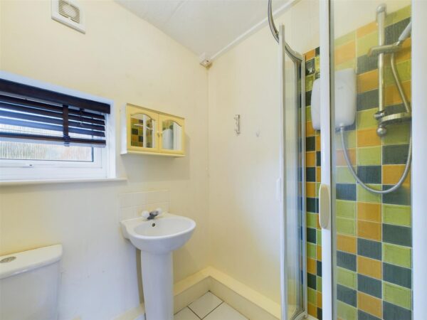 Ashby Road, Loughborough - INC BILLS OPTION