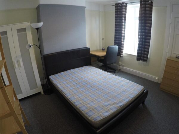 Leopold Street, Loughborough - INC BILLS OPTION