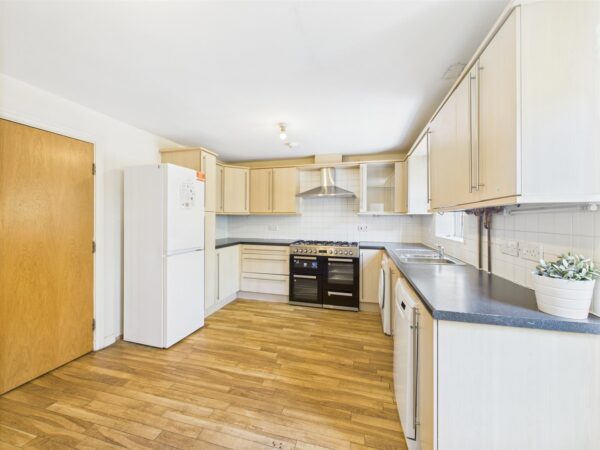 Wren Close, Loughborough - INC BILLS OPTION