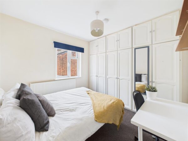 Albert Street, Loughborough - INC BILLS OPTION