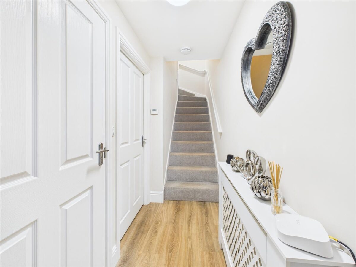 Burrow Drive, Rothley, LE7 7RZ