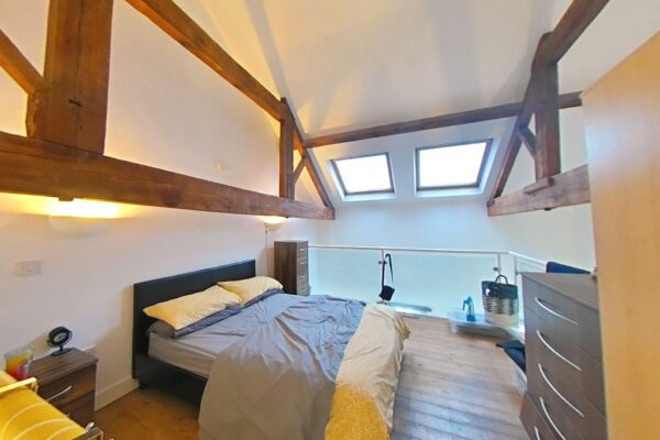 Adcocks Close, Loughborough - INC BILLS OPTIONS